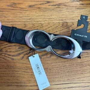 Coach signature double buckle Belt NWT